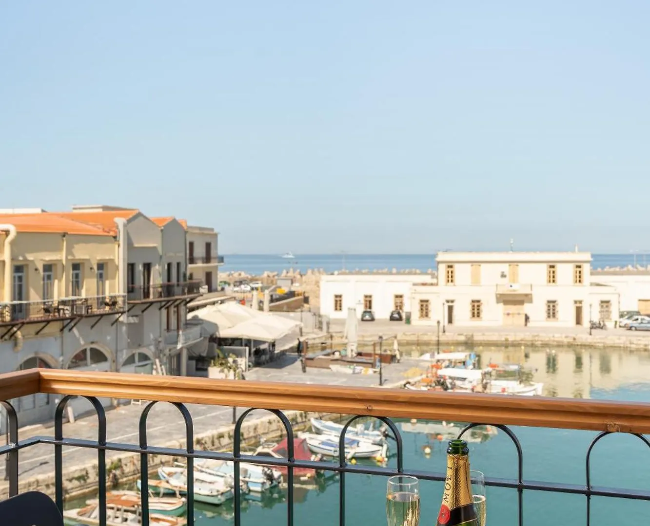 Dea Del Porto Wellness & Spa Suites Retimno 0*,