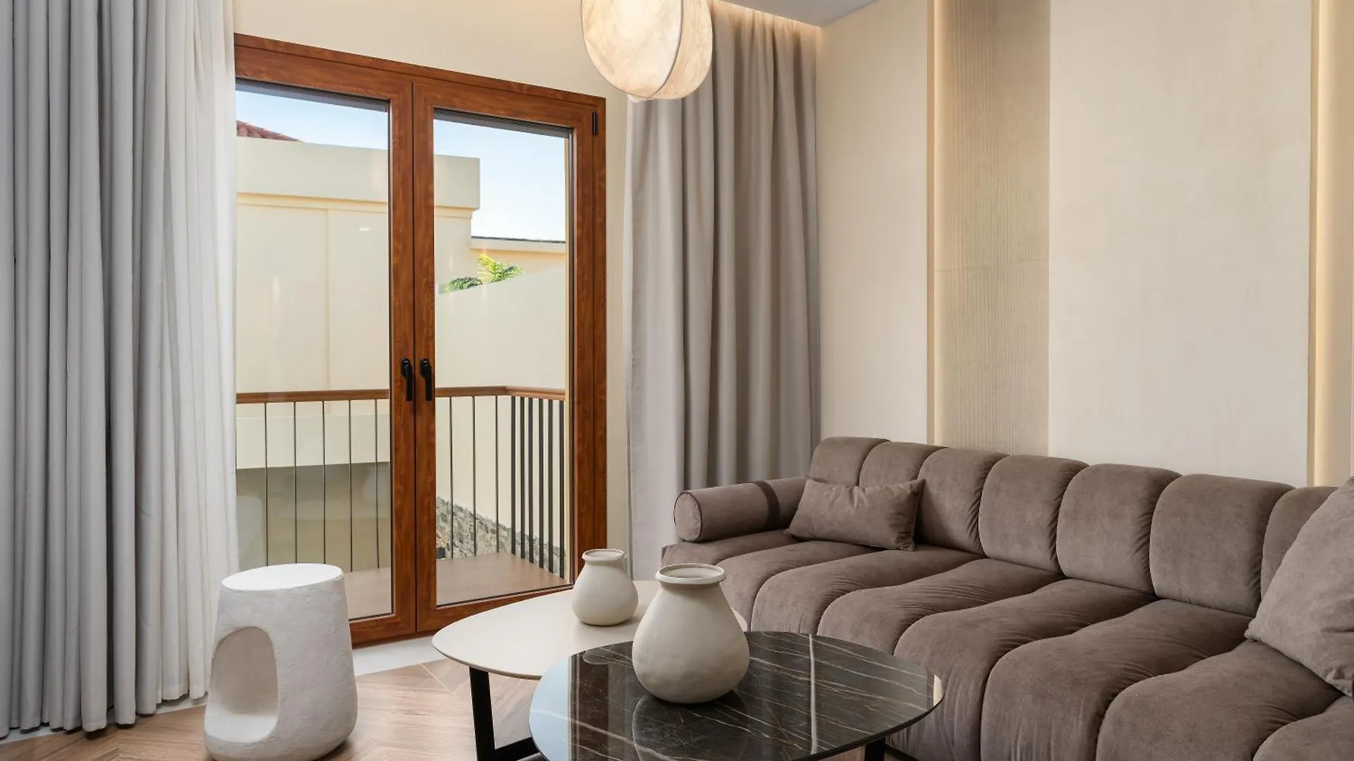 Dea Del Porto Wellness & Spa Suites Retimno Hotel