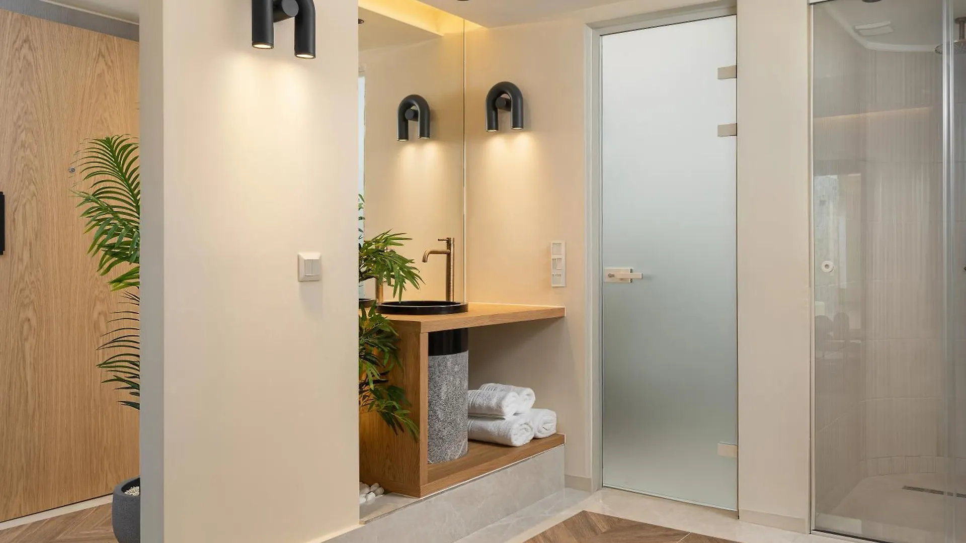 Dea Del Porto Wellness & Spa Suites Resmo